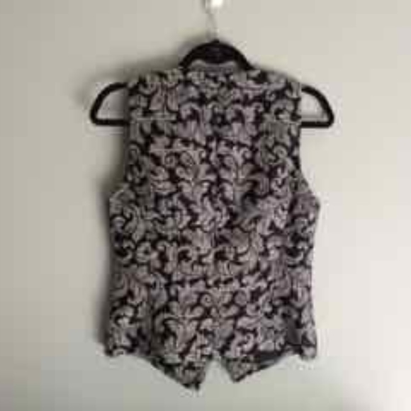 DANA BUCHMAN BLACK & WHITE THREE BUTTON VEST - Picture 3 of 5